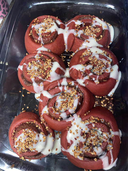 4-Pack Red Velvet Cinnamon Rolls